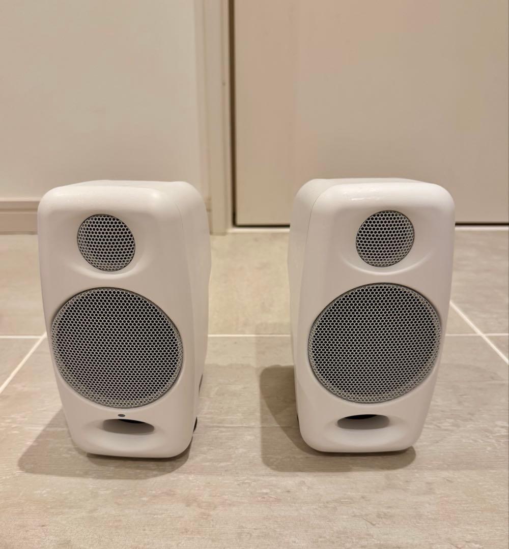 iLoud ステレオスピーカー ホワイト Amazon.com: IK Multimedia Premium Version iLoud Micro Monitor Pro