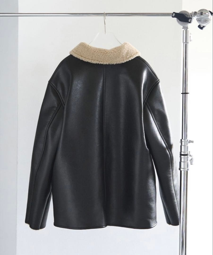 ポストカード付き♡ anukeアンヌークBoa Flight Jacket 38 - メルカリ