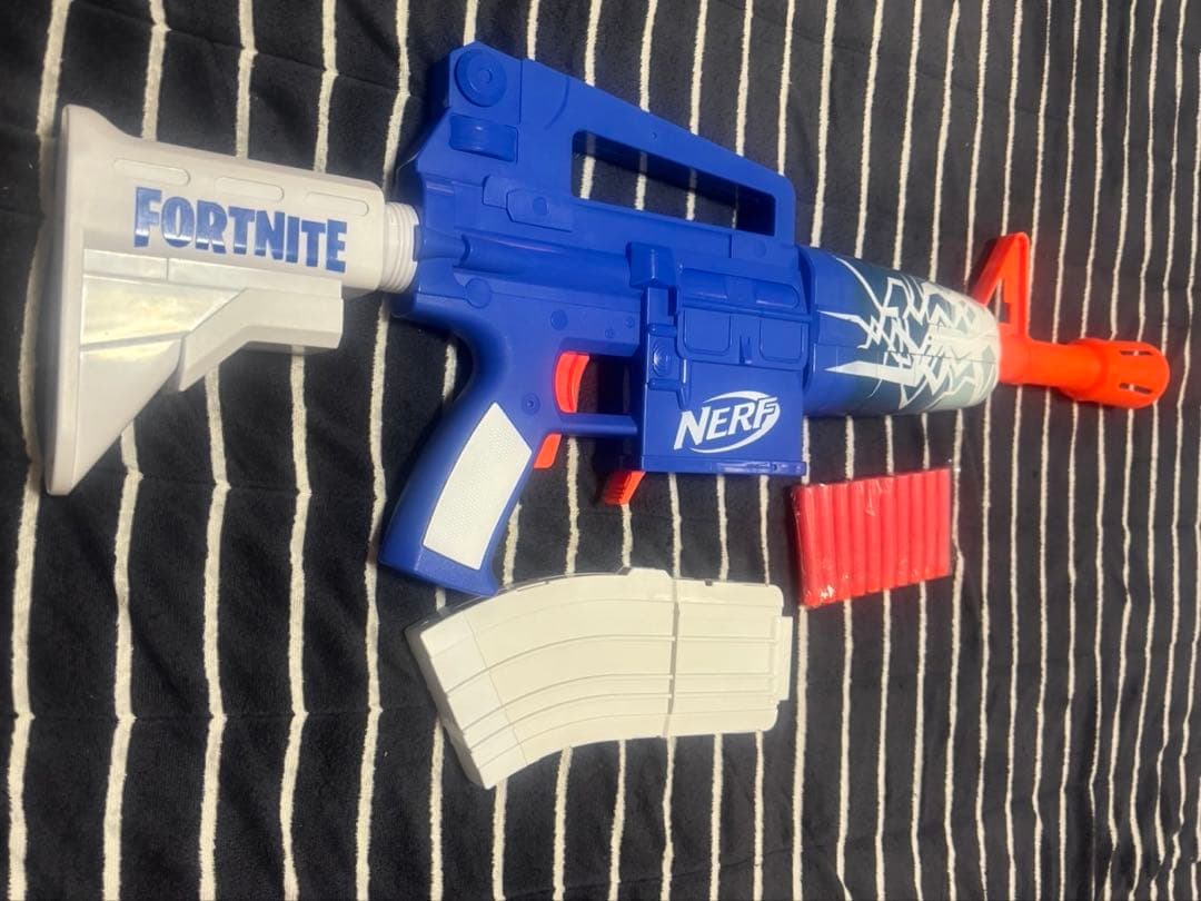 NERF FORTNITE BLUE SHOCK - メルカリ