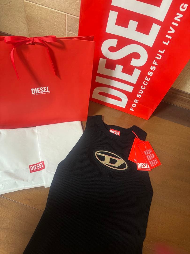 タグ付き　DIESEL (ディーゼル) 　タンクトップ　S DIESEL タンクトップ M-Onervax-Top A13020 0DLAX (DIESEL/タンク