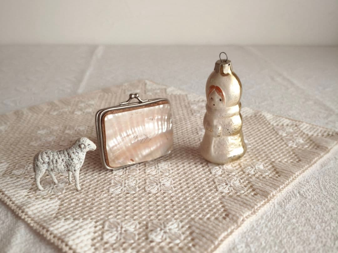 チョコメルさま】old ornament ୨୧ * 雪国の女の子 オーナメント