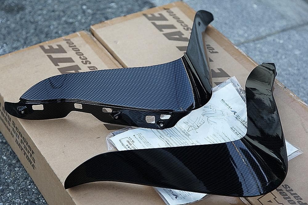 絶版ワイズギア カーボンルックサイドバイザー SG15J グランドマジェスティ Webike | Y'S GEAR(YAMAHA) ワイズギア ヤマハ カーボンルック