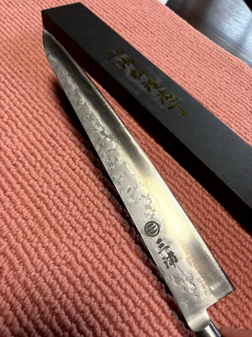 なう様用　銀三鋼 梨地模様 筋引刃渡　約270mm 黒ハンドル 銀三 梨地仕上 筋引包丁 黒ハンドル – 徳蔵刃物 TOKUZO KNIVES