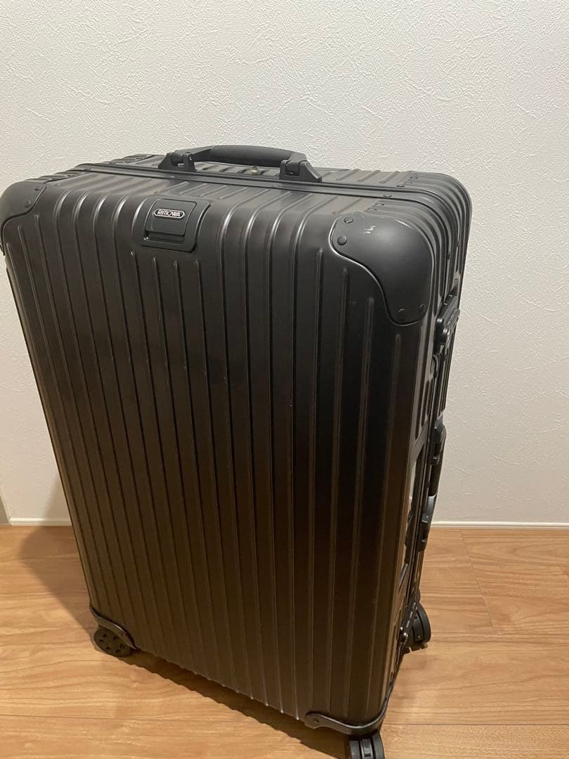 Rimowa Topas Stealth キャリーケース 電子タグ 廃盤 78L Amazon | [リモワ] スーツケース 電子タグ仕様 TOPAS 70 E-TAG NG 78L