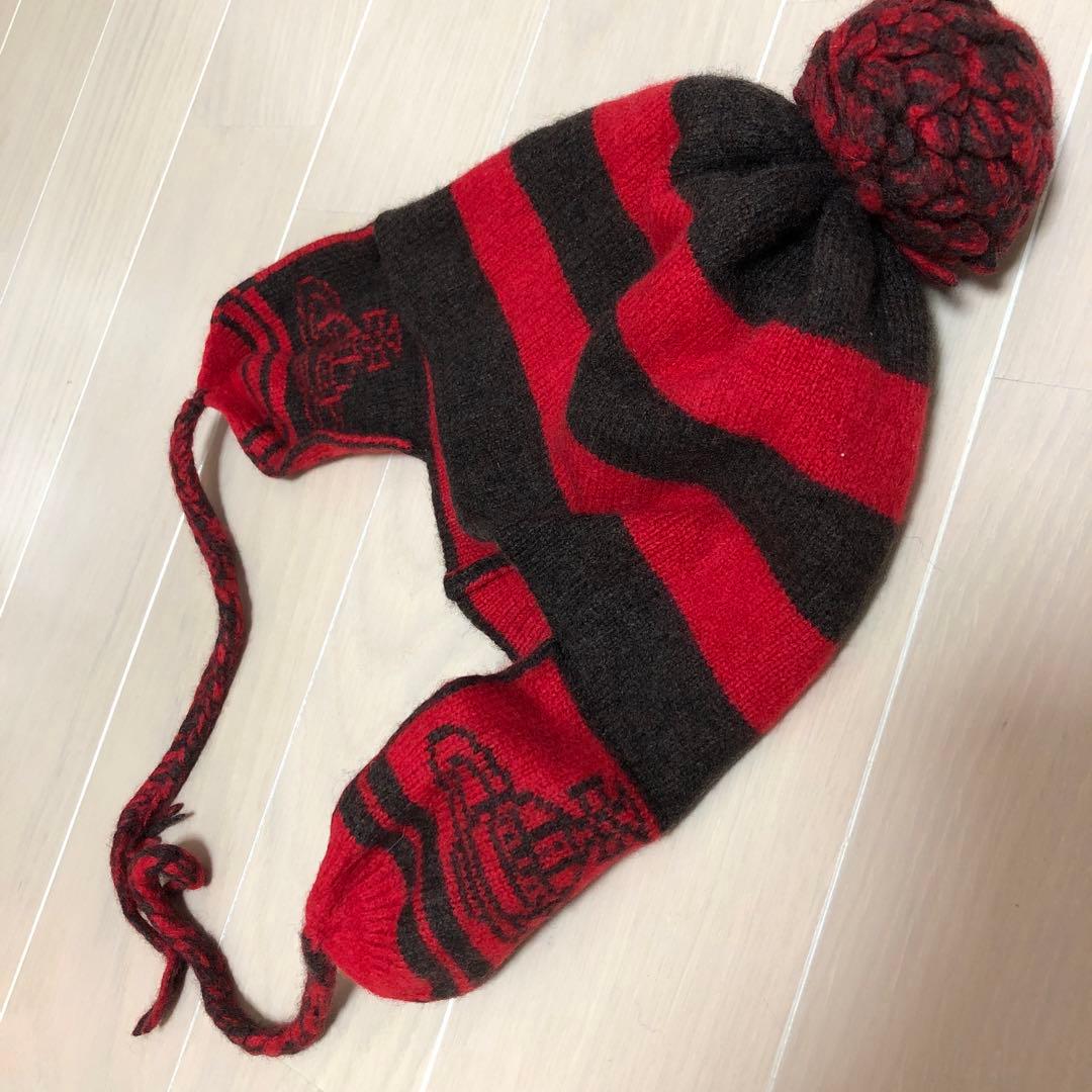 vivienne ポンポン　紐　ニット帽 Vivienne Westwood（ヴィヴィアンウエストウッド） ニットキャップ