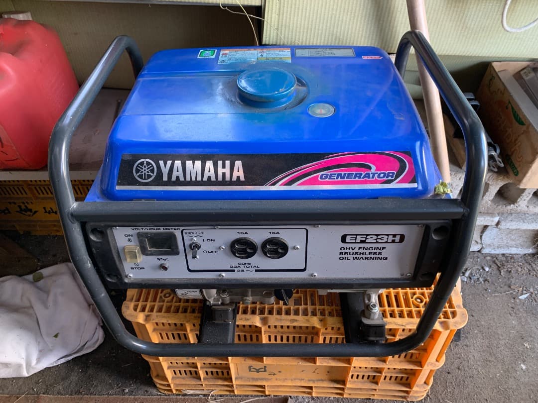 簡単グッズ【送料無料】YAMAHA EF23H 発電機 ヤマハ発動機 発電機 非常用電源 持ち運び可 業務用 建築現場 電動工具