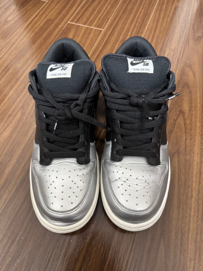 Nike x supreme SB Dunk Low Pro シルバー/ブラック Buy Supreme x Nike Dunk SB Low QS 'Metallic Silver' - CK3480 001