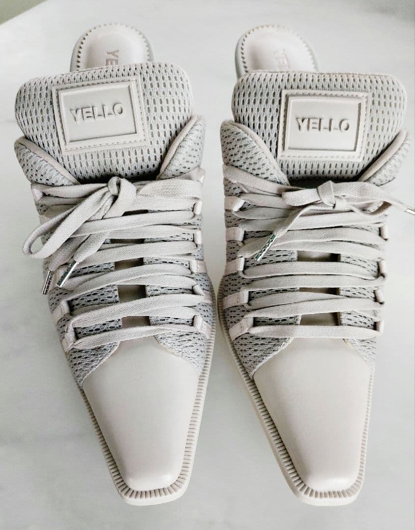 まこ【美品】YELLO スニーカーミュール グレーXL 25.5 YELLO / MONOCHROME SNEAKER MULES