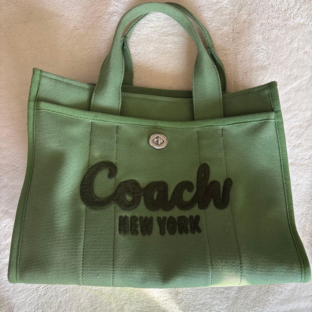 Coach グリーン ロゴトートバッグ★ショルダー付き Coach Zip Top Shoulder Bag | Brixton Baker