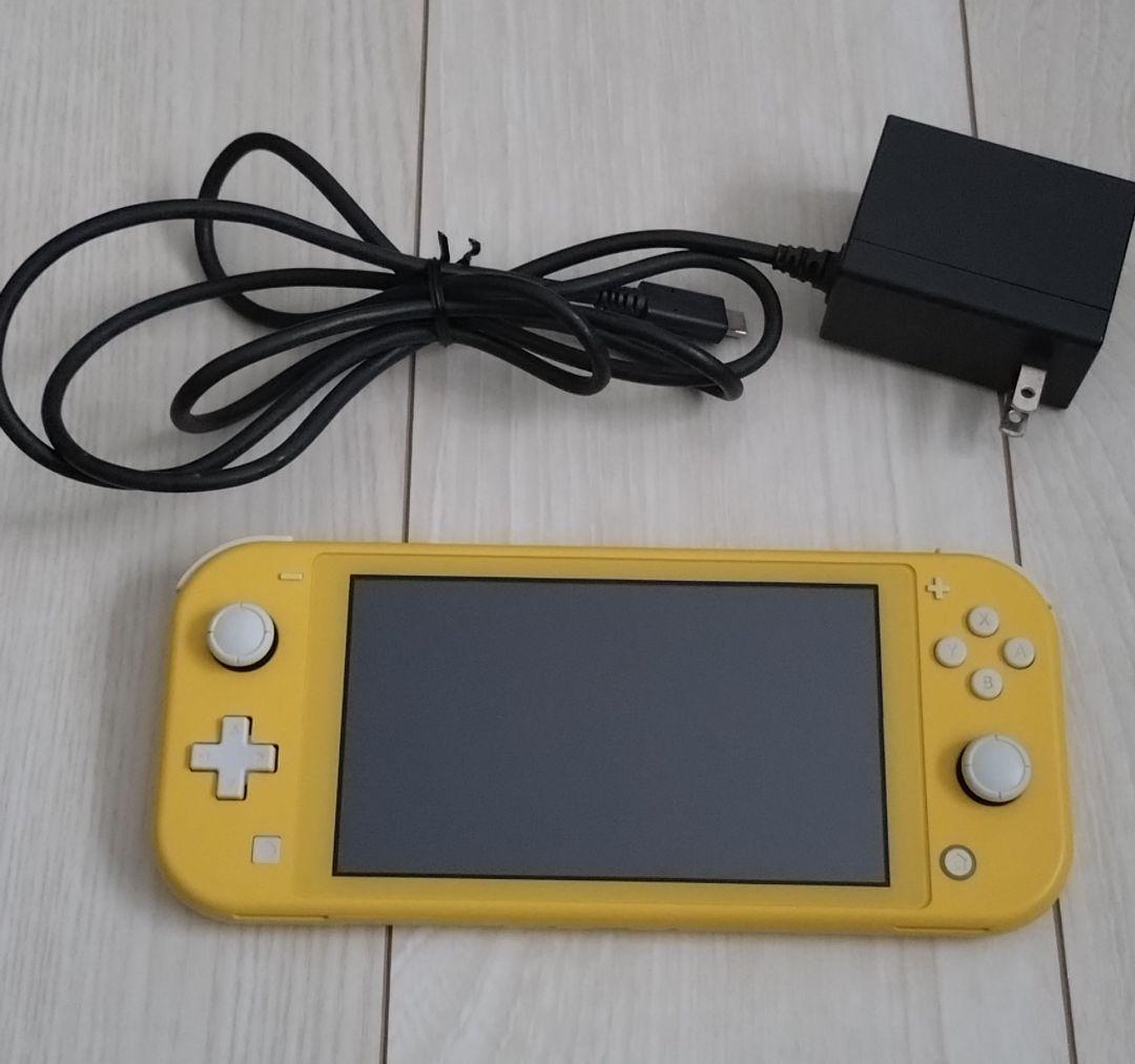 す*し様 Nintendo Switch Lite イエロー 本体 ACアダプタ Nintendo Switch Lite イエロー ニンテンドースイッチライト 充電器