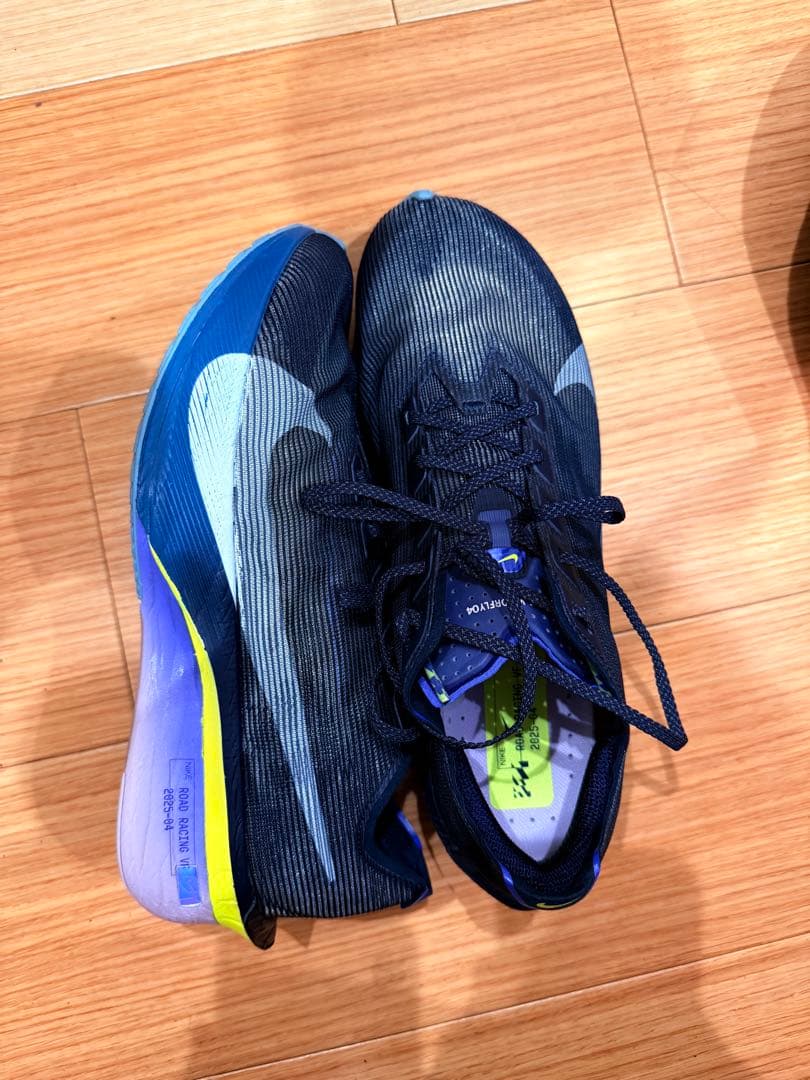 ナイキヴェイパーフライ4 レビュー】Nike ヴェイパーフライ4：軽すぎるが故にアッパーが頼りない