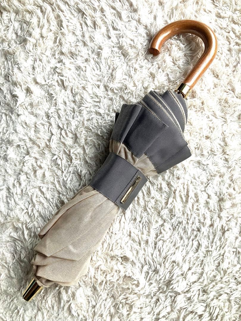 美品◯アシーナニューヨーク 折り畳み 日傘 ベージュ✖️グレー Athena New York（アシーナニューヨーク） 日傘 折り畳み傘 レディース