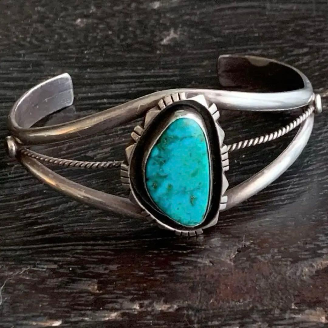 インディアンジュエリー ターコイズ バングル ユニセックス 楽天市場】インディアンジュエリー ズニ族 ターコイズ バングル