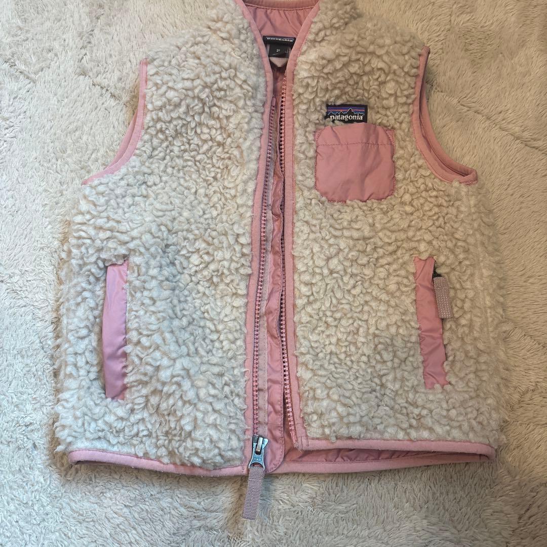patagonia ベビーベスト ピンク 2T - メルカリ