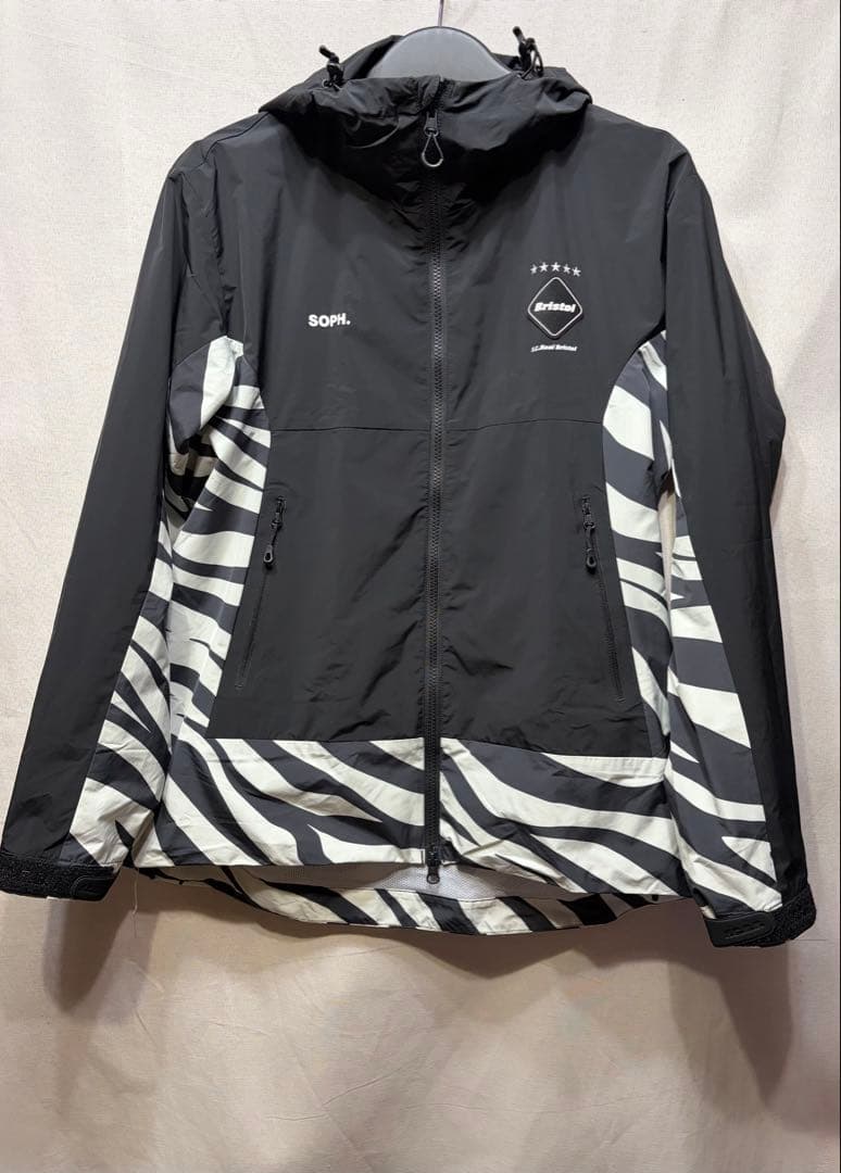 美品 F.C.Real Bristol nylon JACKET L