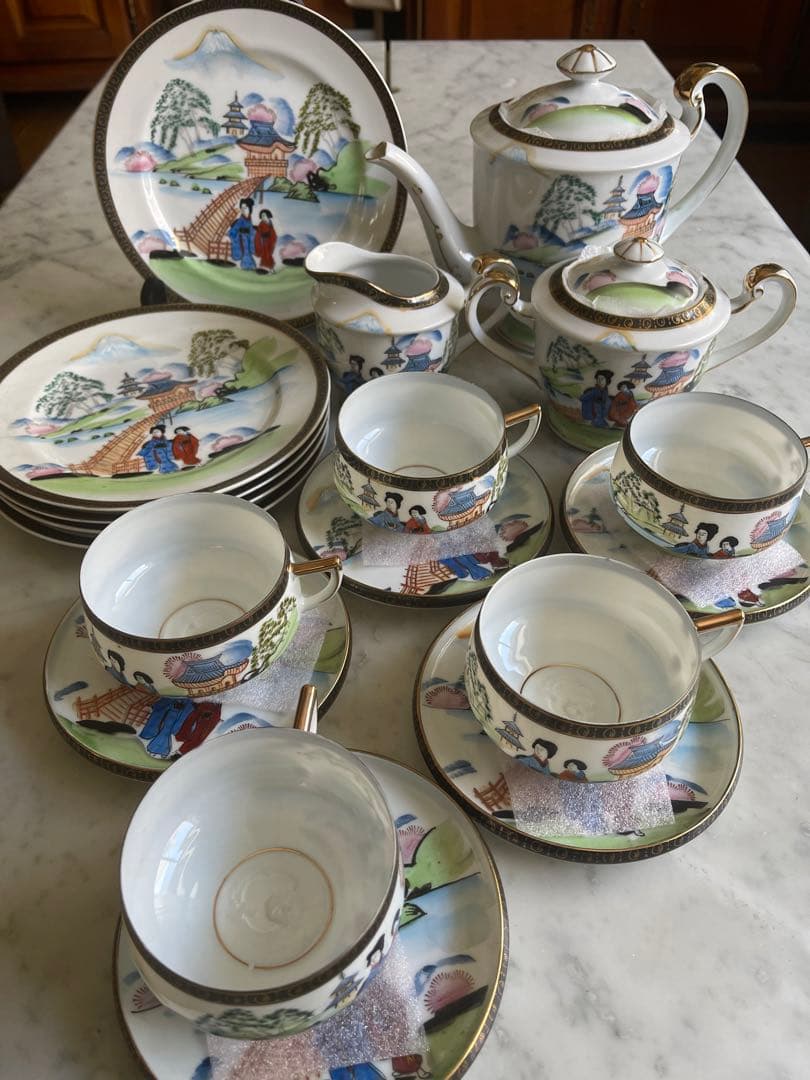 絵画バリ島 No.0601-【値下中】高仲健一 作『粉引祭器』木箱付李朝茶碗