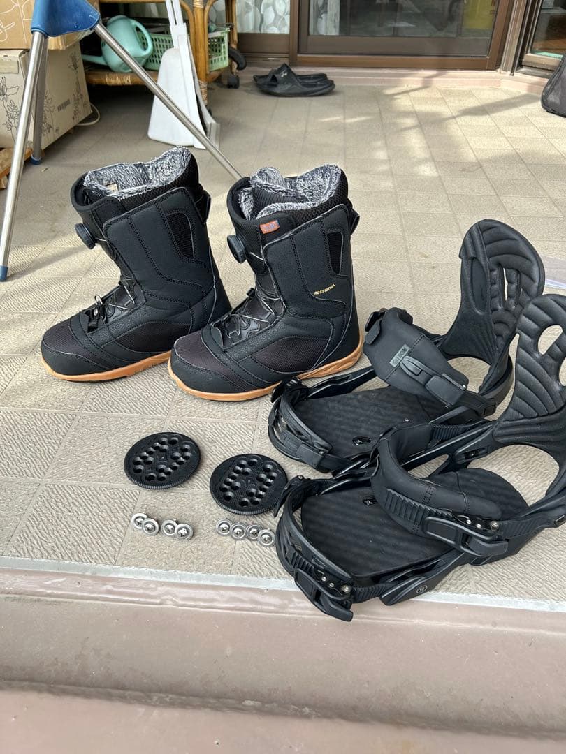スノーボード2点セット ・ROSSIGNOL ブーツ ・RIDE ビンディング ROSSIGNOL（ロシニョール） スノーボード 3点セット メンズ 23-24