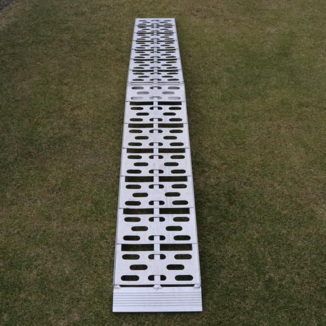 「じ＊」アルミ　折畳ラダー 　1本 楽天市場】【最大400円OFFクーポン】アルミラダー 折りたたみ アルミ