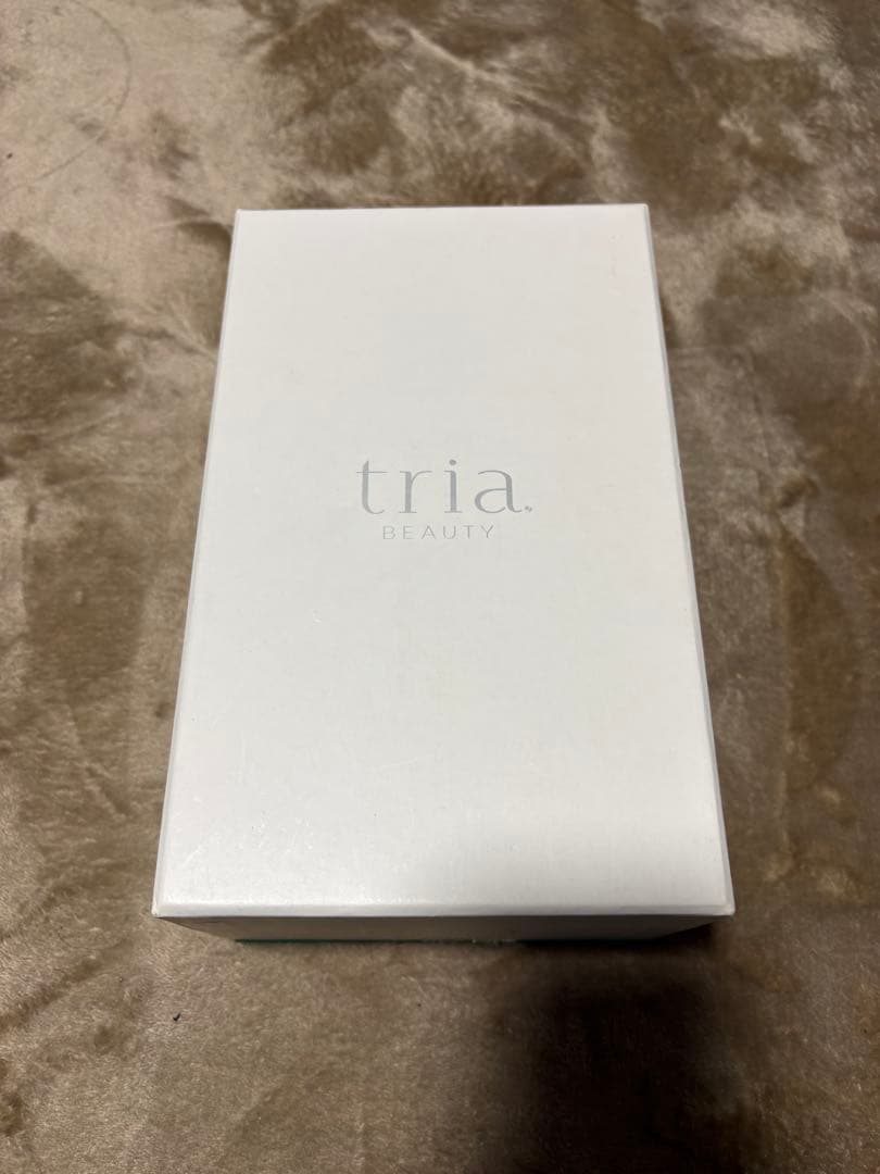 【大幅値下】トリア 脱毛器 ハンドヘルドタイプ ホワイト・グリーン　LHR4.0 HRL4X-G パーソナルレーザー脱毛器 tria（トリア）4X グリーン