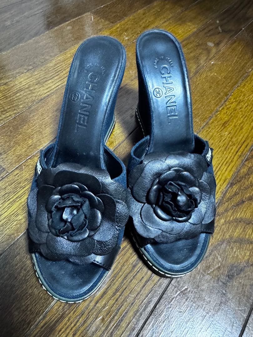 お値下げ❤️CHANEL カメリアサンダル 2024年 CHANEL シャネル サンダル ココマーク カメリア