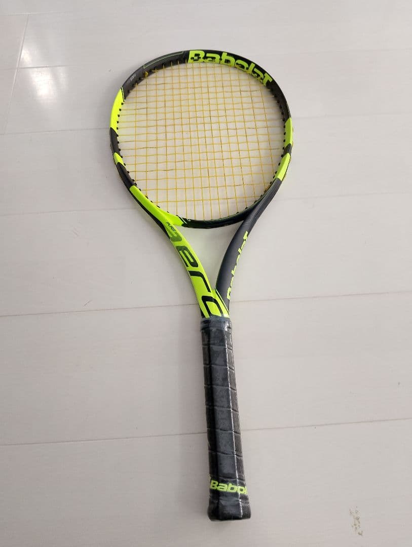 値下げ　バボラ　ピュアエアロ　Babolat 新品 Amazon | バボラ Babolat テニスラケット ピュア アエロ チーム PURE