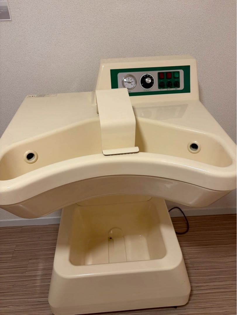 お買い得！ゲルマニウム温浴器 送料無料】ゲルマニム温浴器 NEWゲルマくん 特価販売中