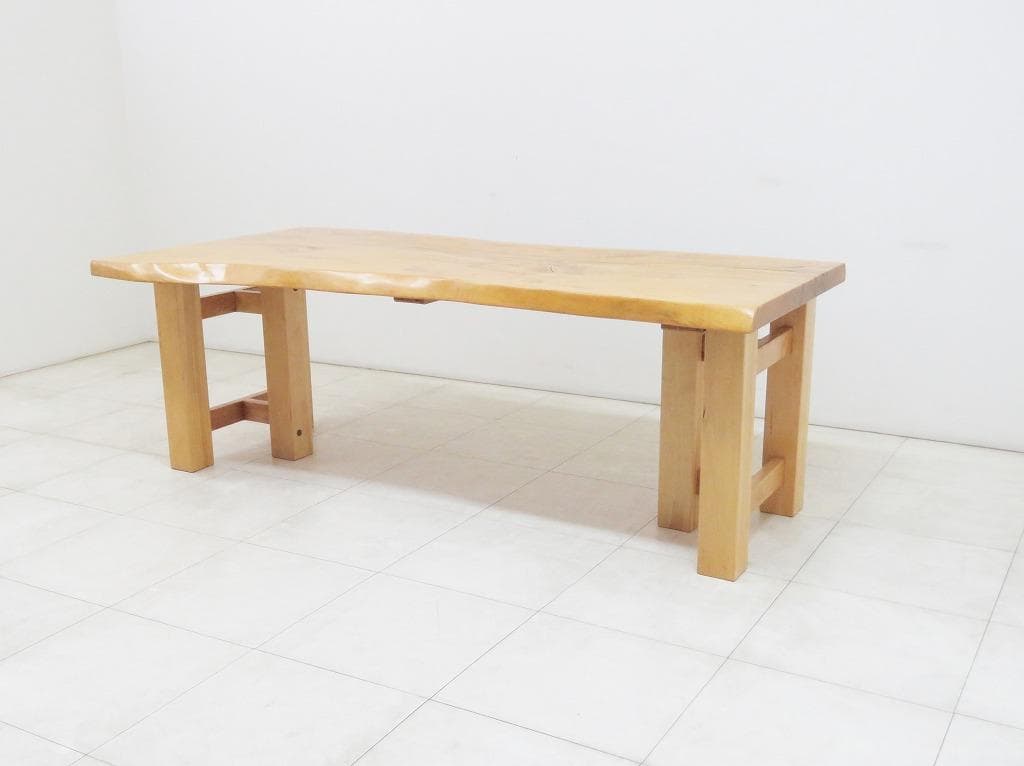 moonconn様 逸品 栃無垢材 一枚板 ダイニングテーブル 幅2000mm moonconn様 逸品 栃無垢材 一枚板 ダイニングテーブル 幅2000mm