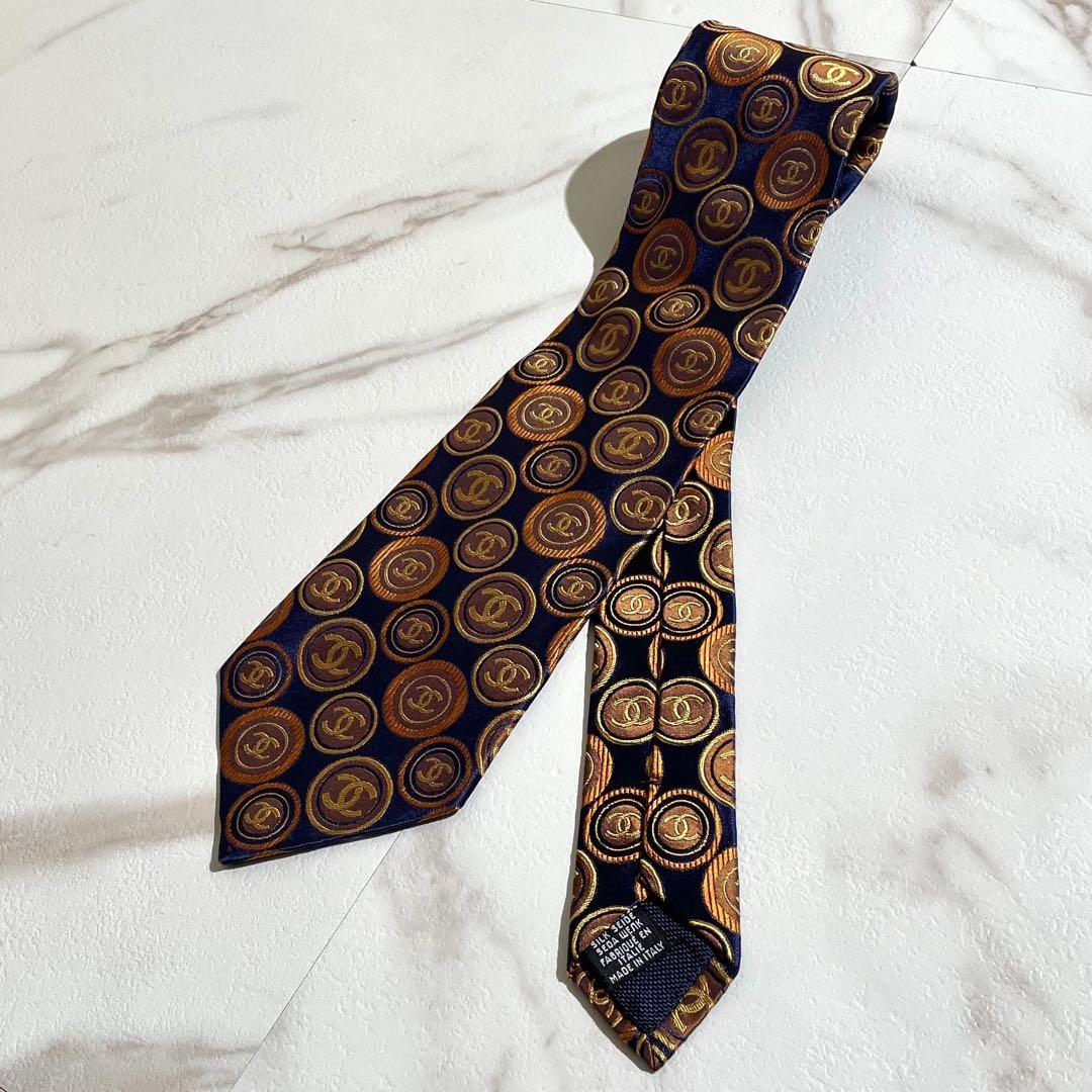CHANEL シャネル ネクタイ ココマーク 冠婚葬祭 シルク メンズ 大切な方へのプレゼントに☆】CHANEL シルクネクタイ CCマーク (CHANEL