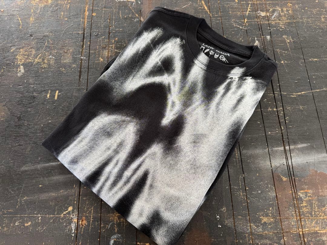 新品)レディーガガ VIPGOLD 最前列 Tシャツ M〜最安値〜 - メルカリ