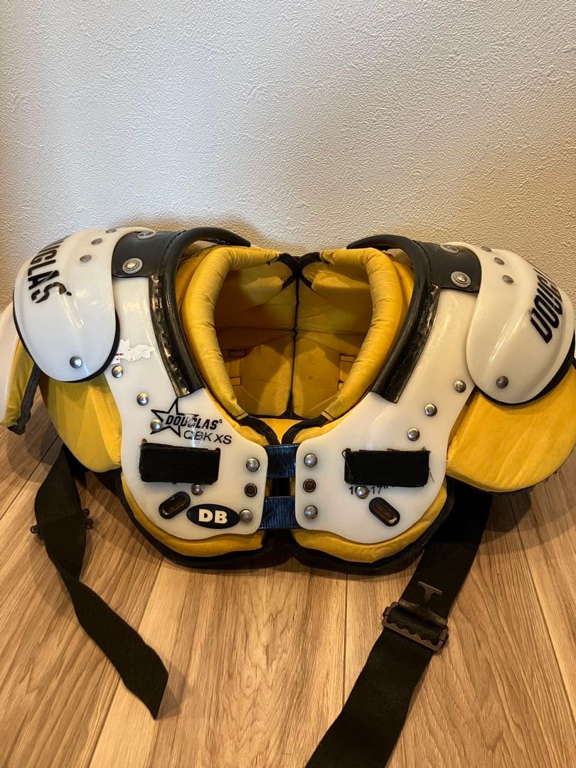 ダグラス　ショルダーパッド　QBエックスエスサイズ　バックプレート付 VICIS ショルダーパッド ARC_V1 VARSITY TRENCH（バックプレート付き