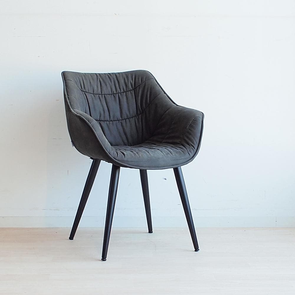 カレ/KARE 「テルマ/Thelma」 ダイニングチェア B テルマ ダイニングチェア - ダイニングチェアの通販 ｜【KARE】ドイツ