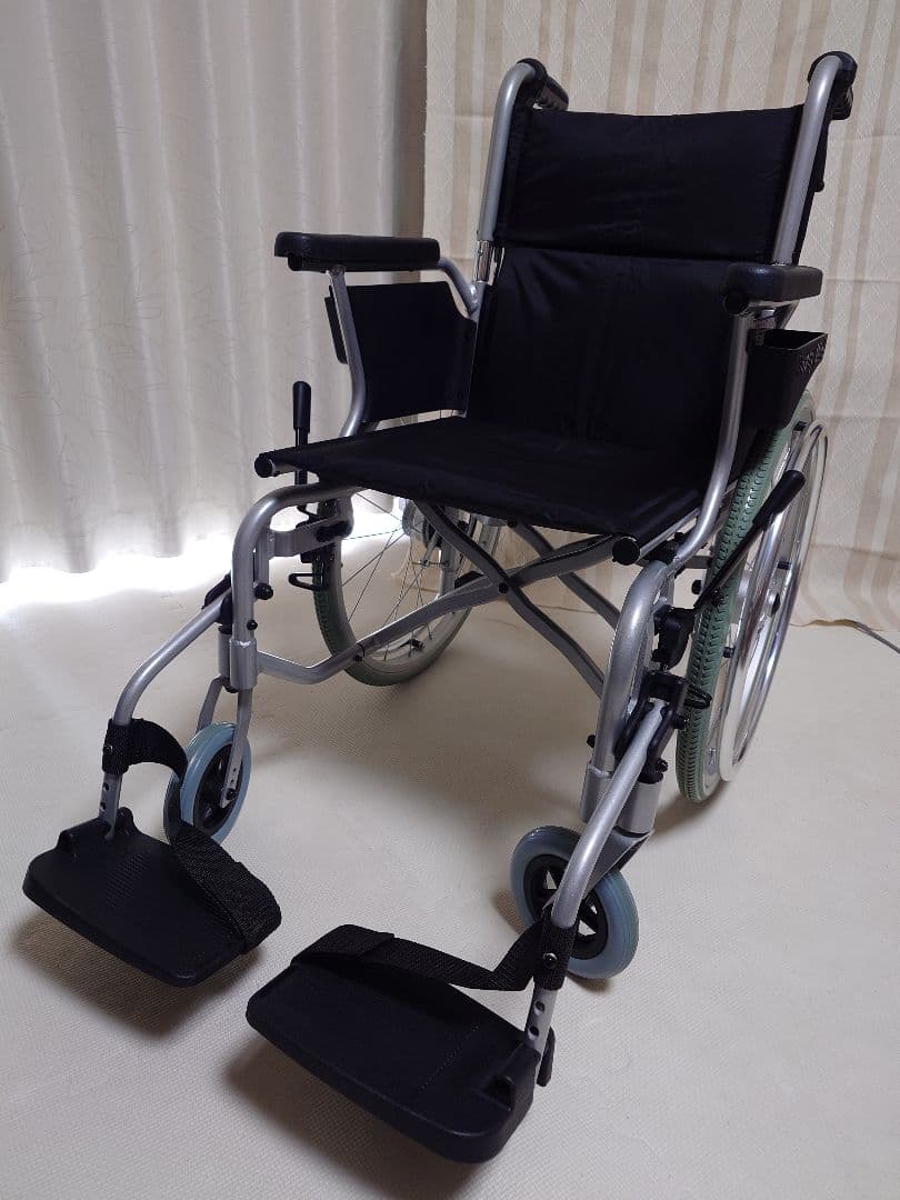 自走用車椅子 折りたたみ式 スワニー 車椅子（自走式）は信頼のスワニー