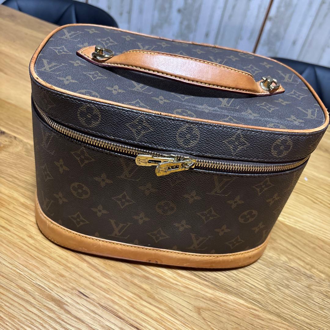 Louis Vuitton モノグラム バニティ ルイ ヴィトン モノグラムリバース ヴァニティ NV PM 2WAYチェーン