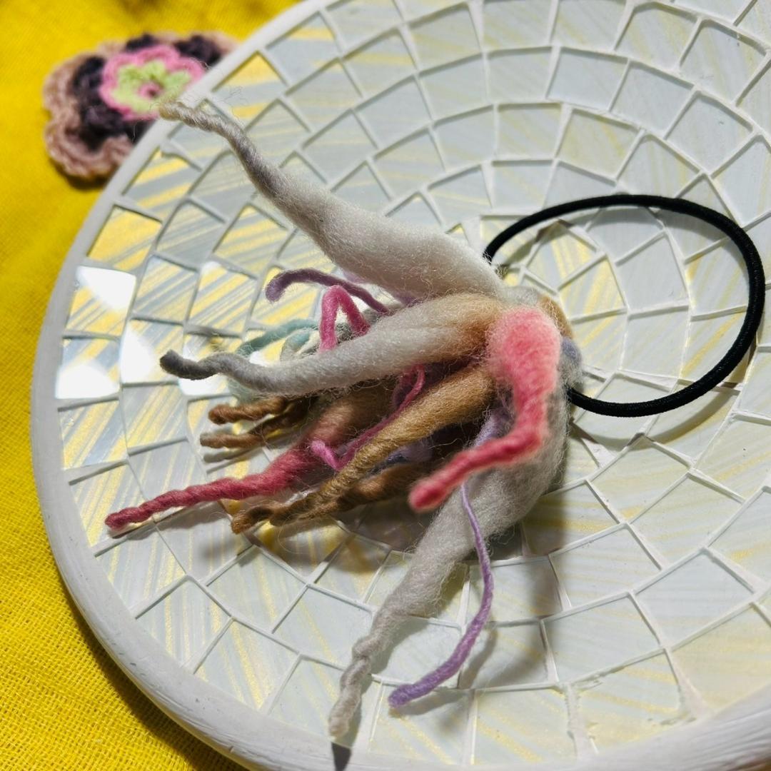 レジン 手書き 猫 うさぎ ヘアゴム ブローチ ポニーフック No.1335の