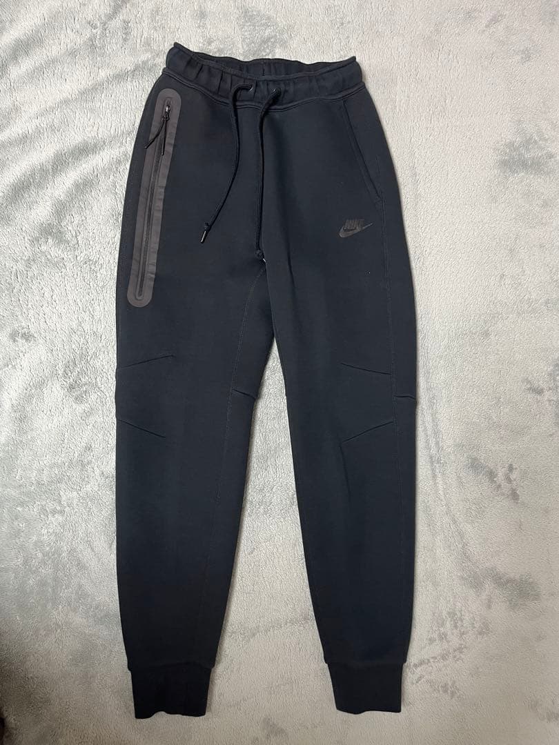 NIKE TEC FLEECE XS パンツ Nike Tech Fleece Trackpants (XS) - Candy Streetwear