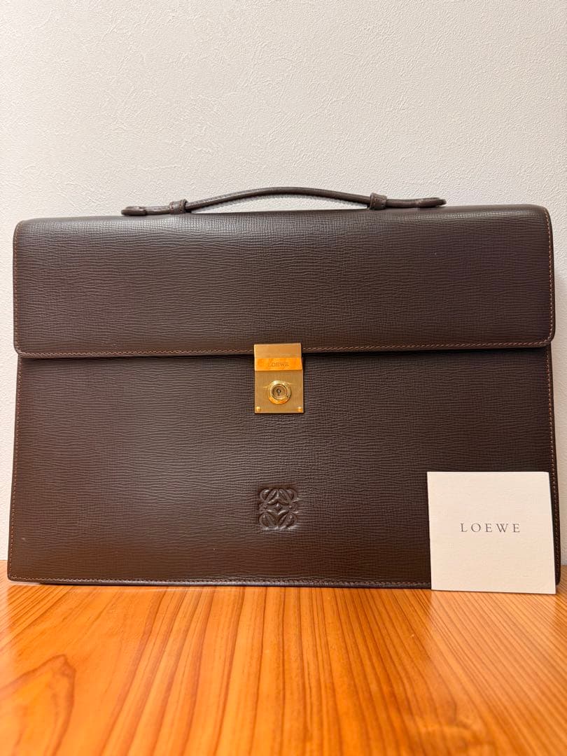 【極美品】LOEWE ロエベ アナグラム ビジネスバッグ ブリーフケースブラウン LOEWE ロエベ アナグラム ビジネスバッグ ブラウン レザー ブリーフ