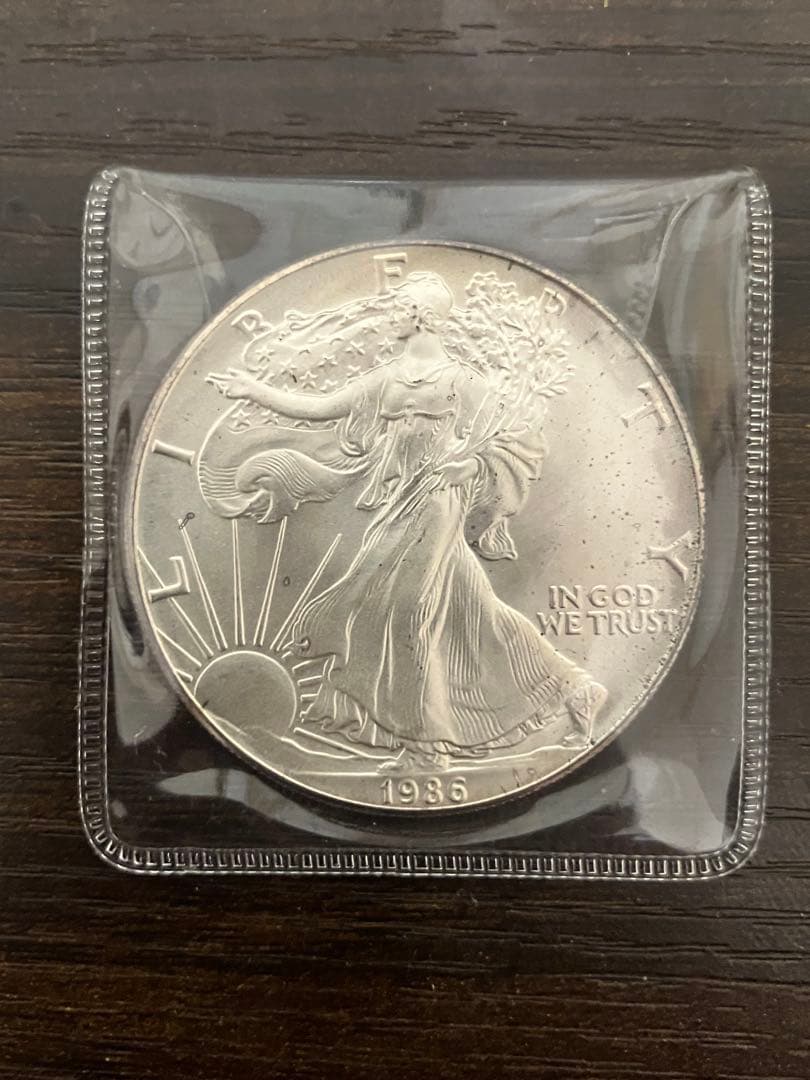 R*a様 アメリカ　1オンス　1ドル銀貨　1986年 R*a様 アメリカ 1オンス 1ドル銀貨 1986年 アメリカドル(USD)1ドル銀貨