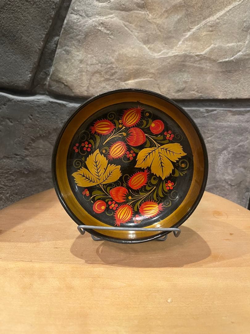 ロシア伝統工芸 ホフロマ 小物入れ - メルカリ