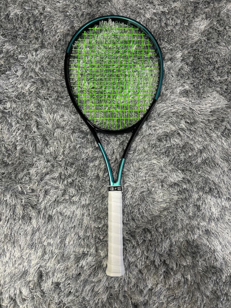 ラケット(硬式用) Gravity tour98 2025年1月発売】HEAD GravityTour98が試打開始！ | テニス | スクール