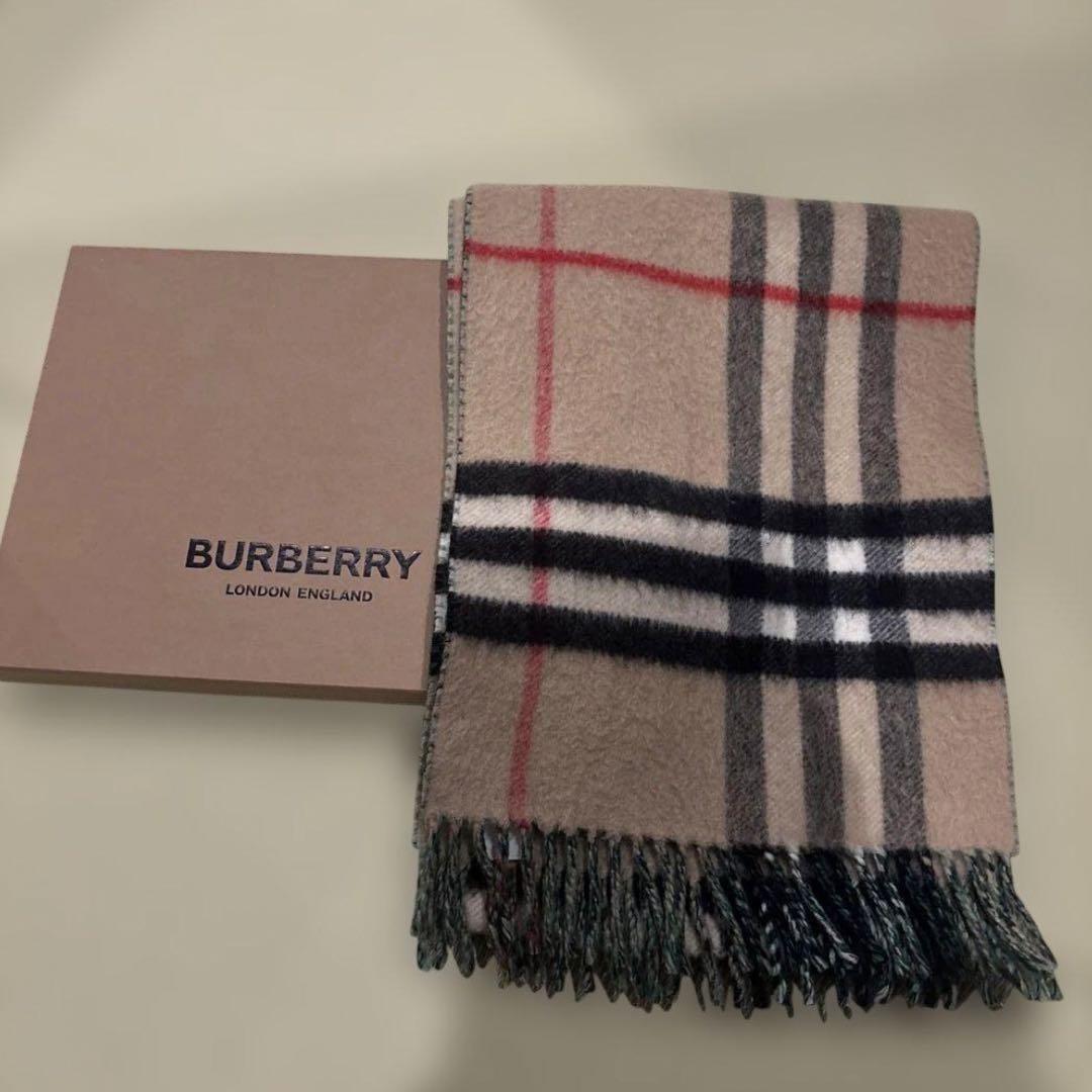 Burberry バーバリー マフラー メガチェック ノバチェック カシミヤ 楽天市場】BURBERRY バーバリー マフラー MU GIANT CHK CS SC 8091005