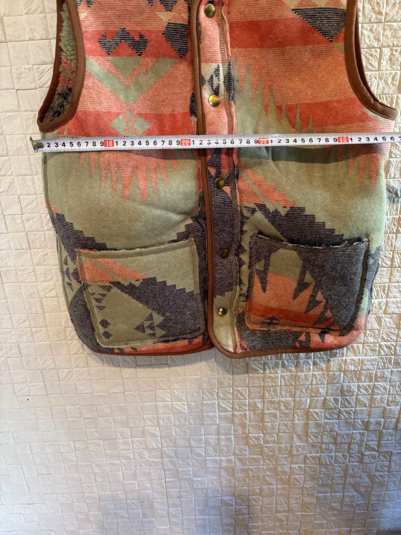 キャピタル KAPITAL ボアライニング ベスト ネイティブ柄 - メルカリ