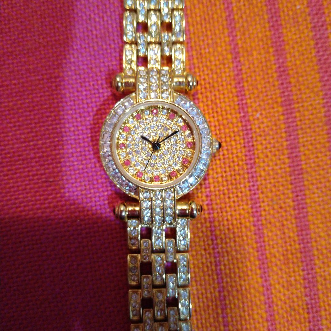 ピンクの猫です‼️Louis Lasserre 腕時計 ヴァリアススタイル VARIOUS STYLE キュートな猫耳つきピンクゴールド