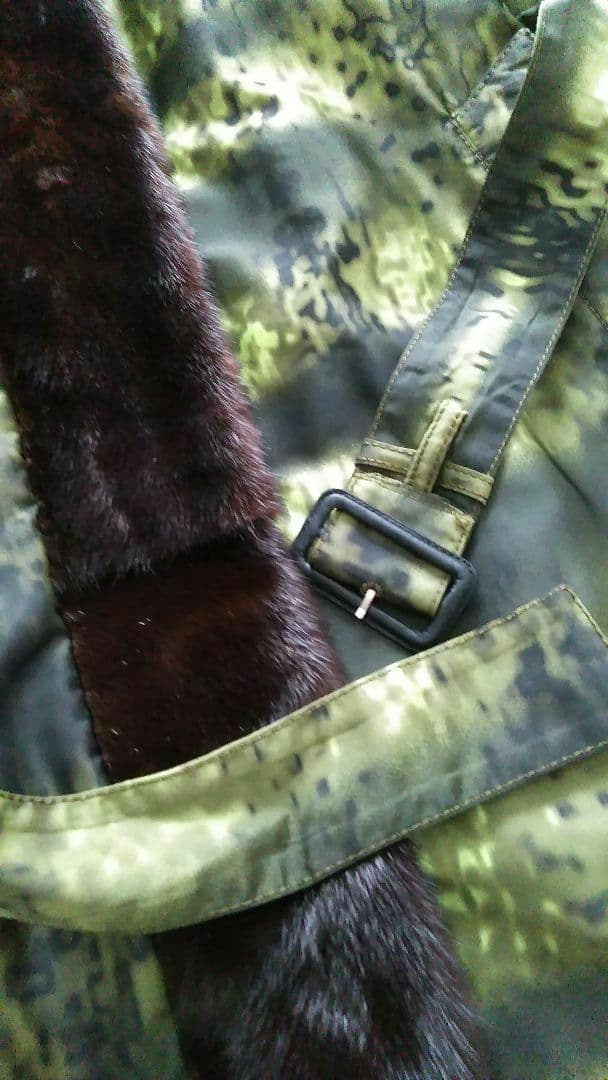 PRADA キラキラビジュー デンマーク産ミンク付 中綿 コート - メルカリ