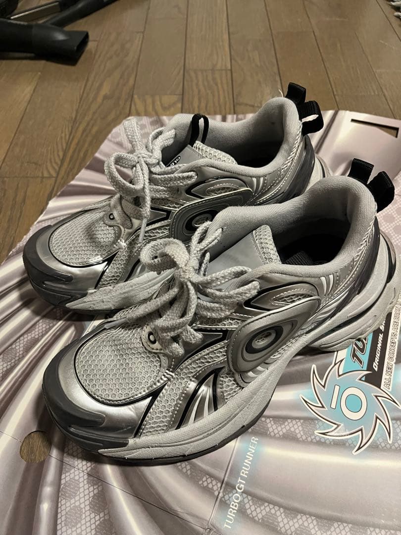 【美品】OLD order Turbo GT シルバー スニーカーサイズ26cm OLD ORDER Turbo GT Jewelry Silver
