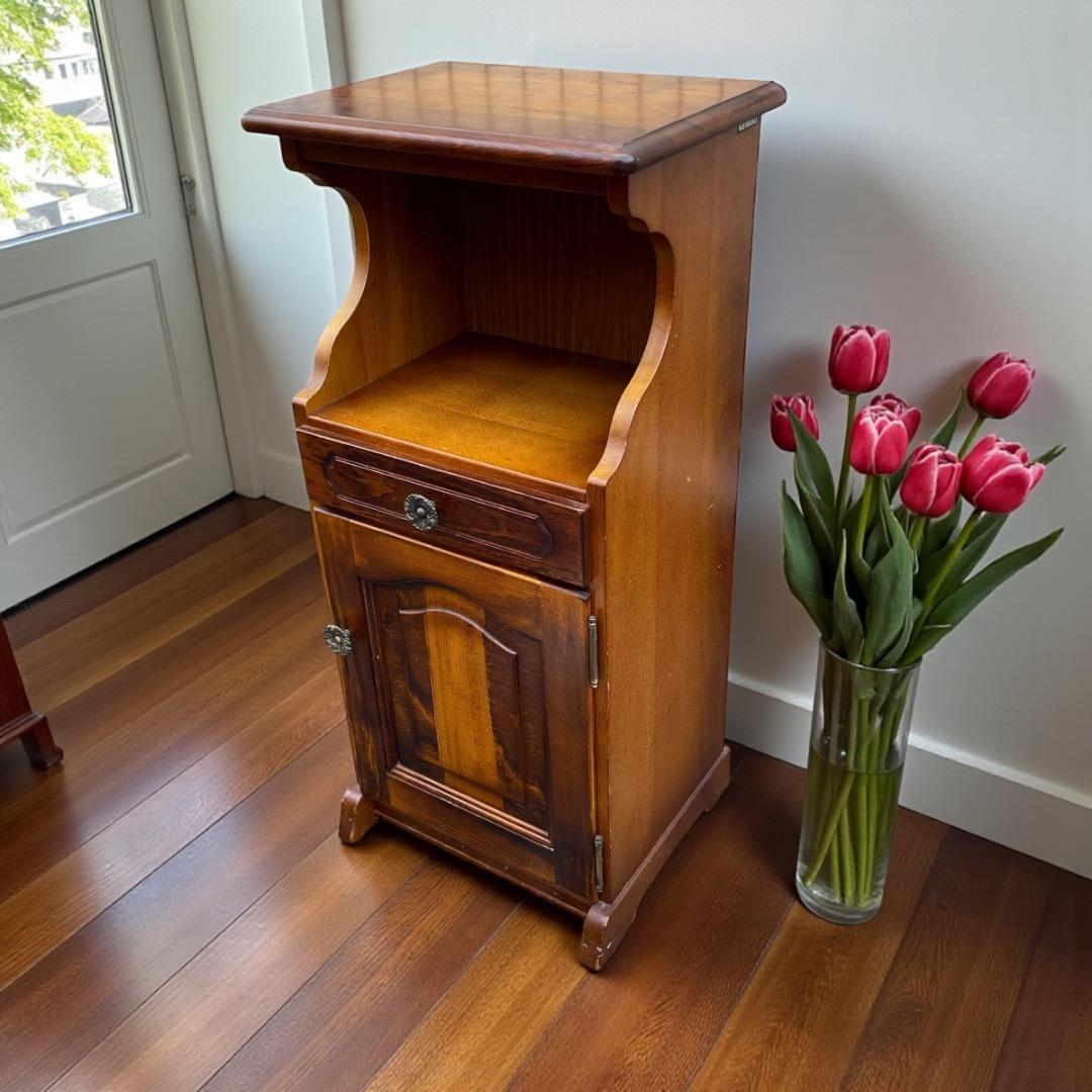 karimoku カリモク コロニアル 電話台 高級家具　A karimoku(カリモク家具)の人気シリーズCOLONIAL(コロニアル)の電話台