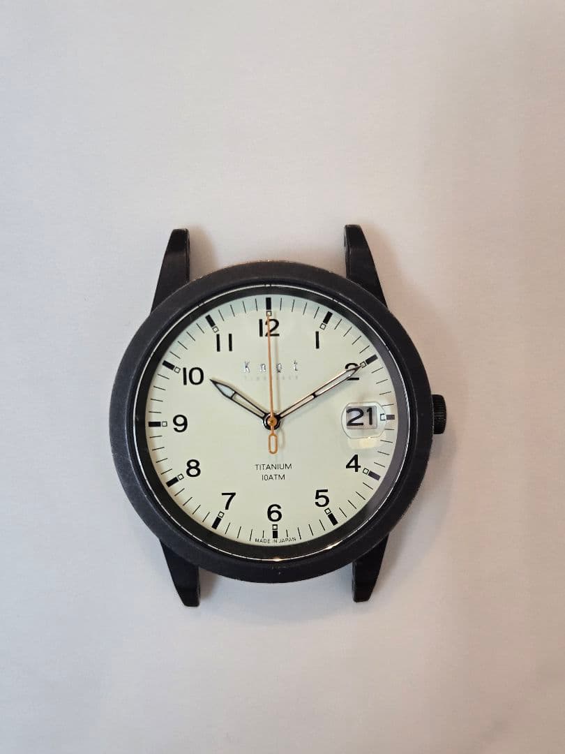 軽くて使いやすいKnotのチタン製ソーラー腕時計 アクティブシーンにおすすめのカジュアルソーラー/サステナブル