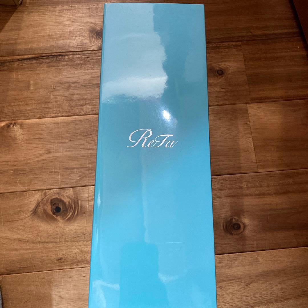 Refa リファ　ファインバブル　s リファファインバブルワンとsの違いは？使い心地を美容師が比較してみた