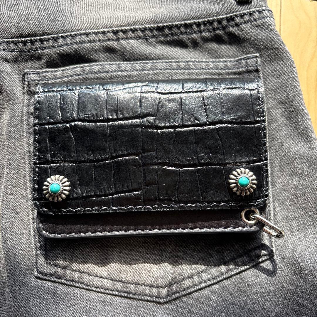 トラッカーウォレット　ショート　コンチョ　パンダ　フォロー割適用 トラッカーウォレット ショート コンチョ - メルカリ