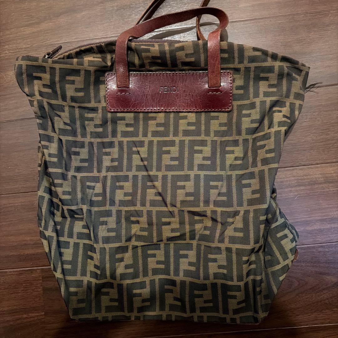 バッグ FENDI FENDI フェンディ バゲット チェーンショルダー バッグ ラムスキン