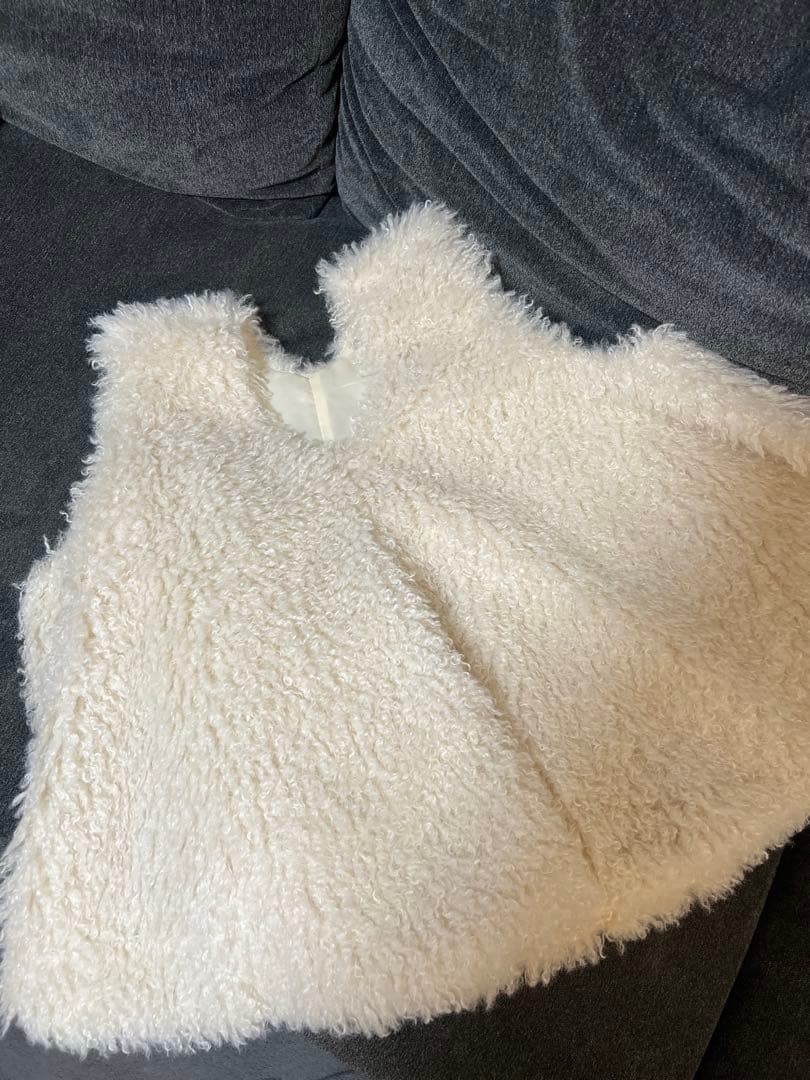 maison de Dolce. メゾンドドルチェ テディハグ ベスト 2026年最新】MAISON de dolce. ベストの人気アイテム - メルカリ